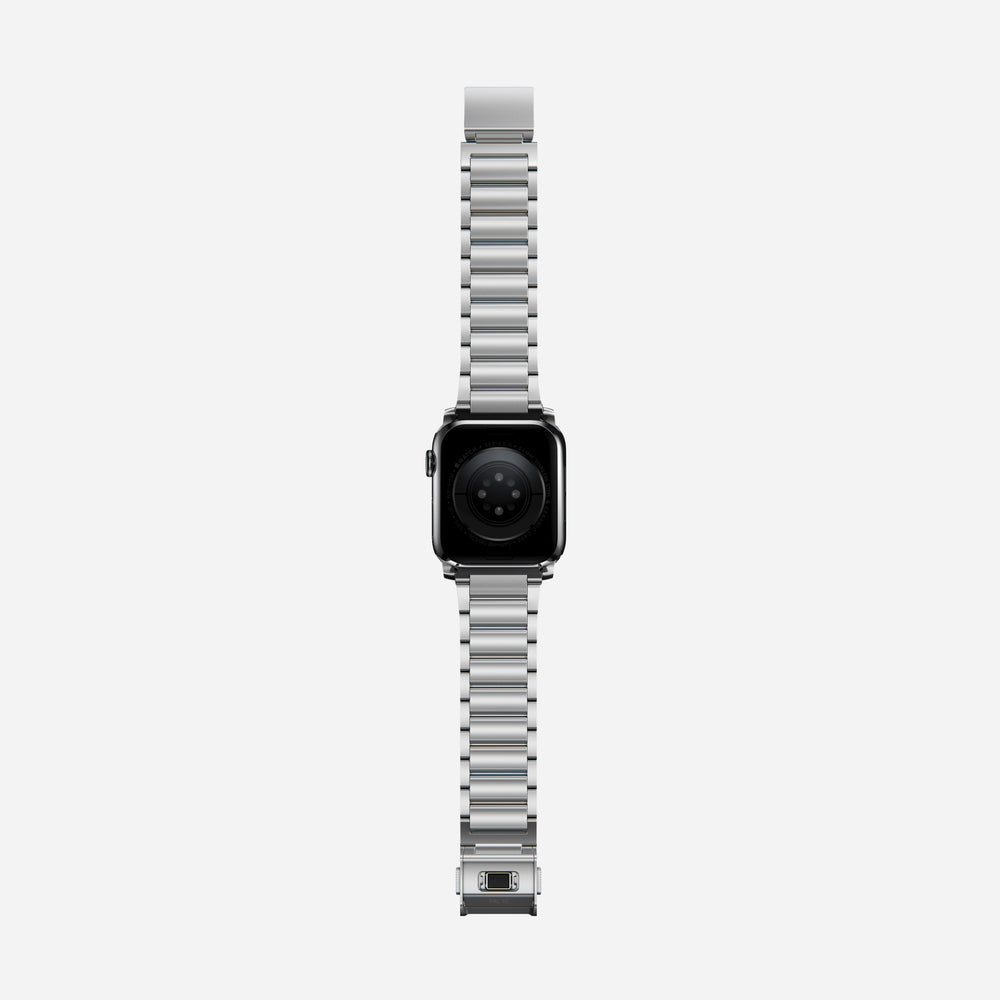 Steel Band - 46mm/49mm | Silver Hardware | NOMAD® - Image 9